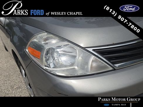 Used 2012 Nissan Versa 1.8 S FWD image 7