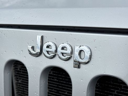 Used 2007 Jeep Wrangler Unlimited X AWD/4WD image 14
