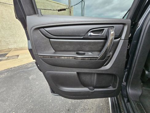 Used 2015 GMC Acadia SLT w/ Open Road Package image 18