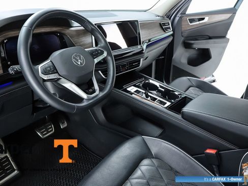 Used 2024 Volkswagen Atlas SEL Premium R-Line AWD/4WD image 19