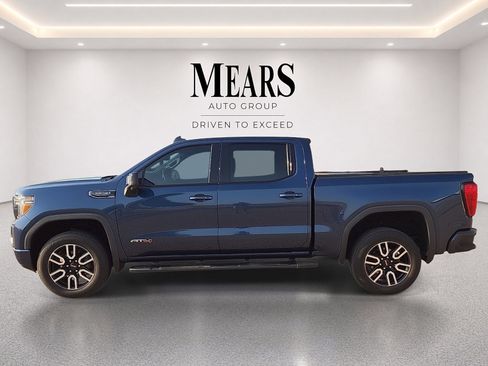 Used 2019 GMC Sierra 1500 AT4 w/ AT4 Premium Package AWD/4WD image 2