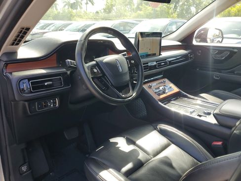 Certified 2020 Lincoln Aviator Reserve image 17