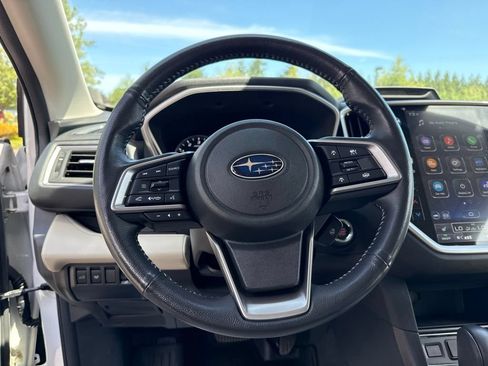 Used 2023 Subaru Ascent Limited AWD/4WD image 10