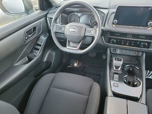 Certified 2025 Nissan Rogue S image 10