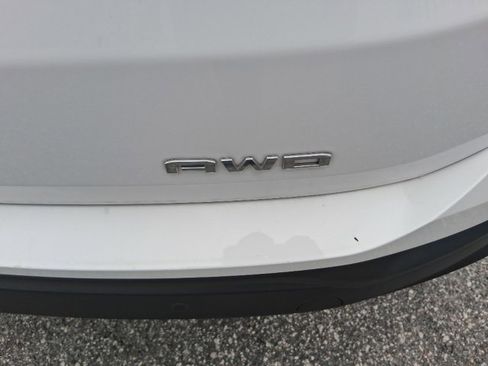 Certified 2023 GMC Terrain SLE w/ Driver Convenience Package image 14