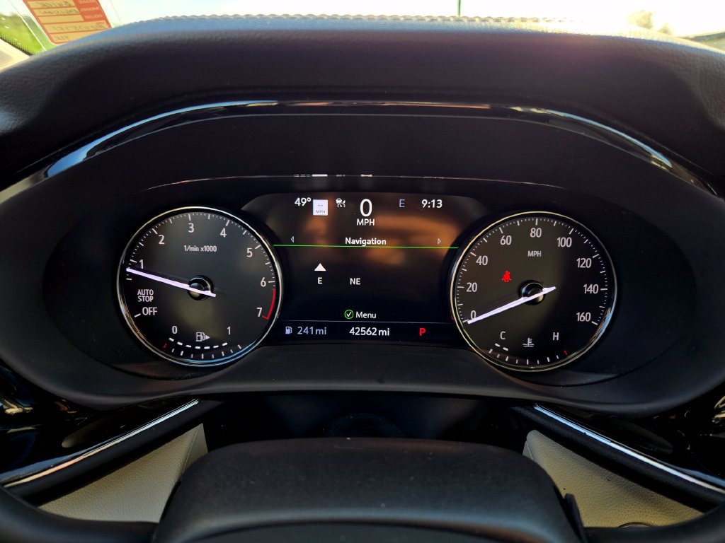 Used 2021 Buick Envision Avenir w/ Technology Package II FWD image 20