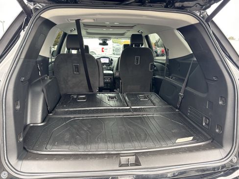 Used 2020 Chevrolet Traverse Premier w/ LPO, Floor Liner Package image 20