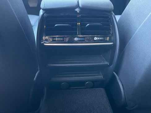 Used 2019 BMW 530i w/ Convenience Package image 21