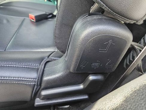 Used 2016 Ford Explorer Limited w/ Class II Trailer Tow Package image 27