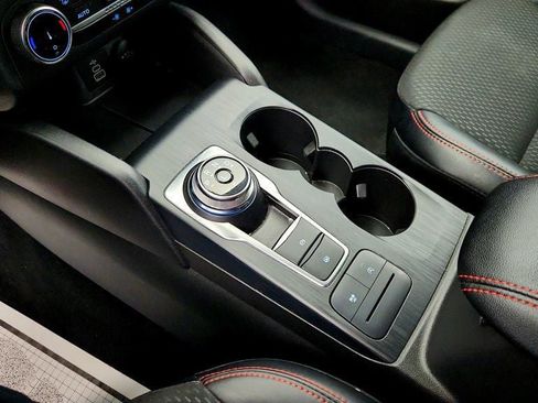 Used 2025 Ford Escape ST-Line AWD/4WD image 16