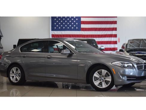 Used 2012 BMW 528i Sedan RWD image 1