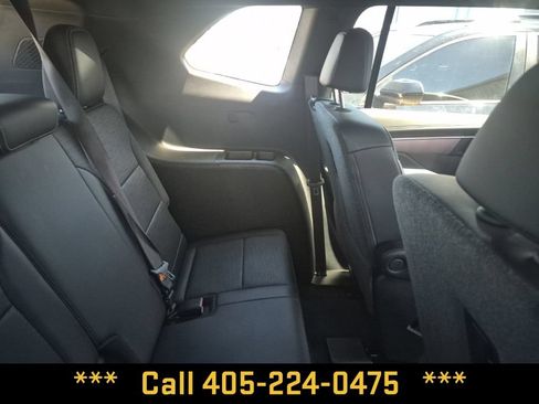 Used 2026 Buick Enclave Sport Touring FWD image 31