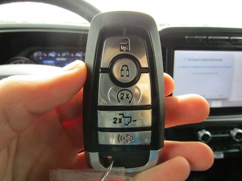 Used 2022 Ford F150 XLT w/ Equipment Group 302A High image 40