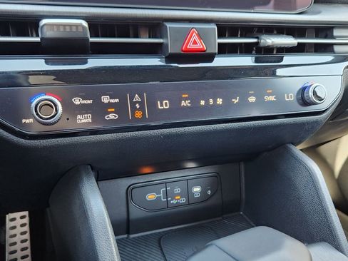 Certified 2026 Kia Sportage X-Pro Prestige image 28