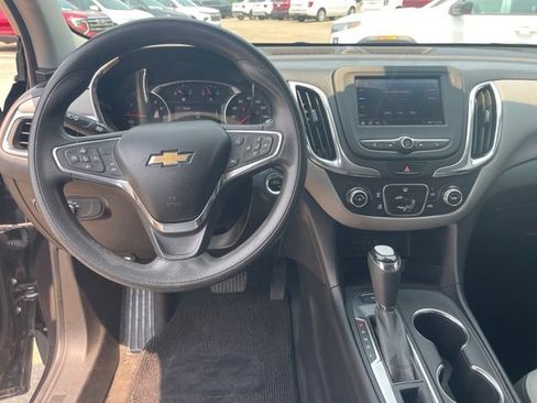 Used 2020 Chevrolet Equinox LT AWD/4WD image 13
