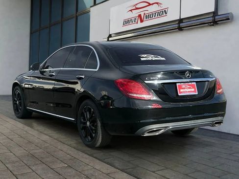 Used 2015 Mercedes-Benz C 300 4MATIC Sedan image 5