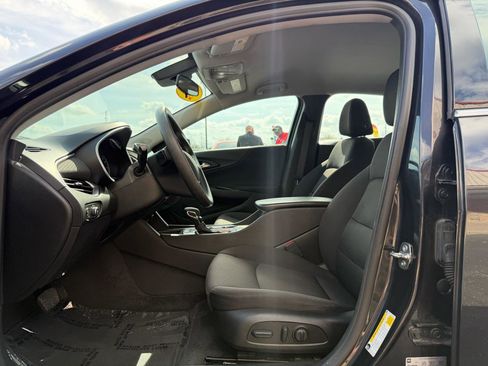 Used 2023 Chevrolet Malibu LT image 13