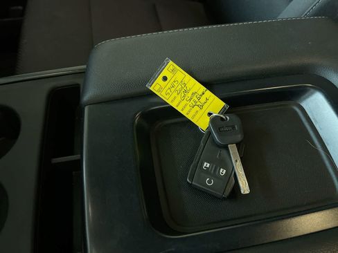 Used 2018 GMC Sierra 1500 SLE w/ Elevation Edition AWD/4WD image 28