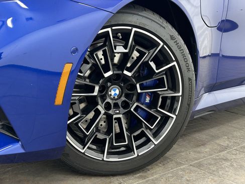 New 2026 BMW M5 Base w/ Executive Package image 2