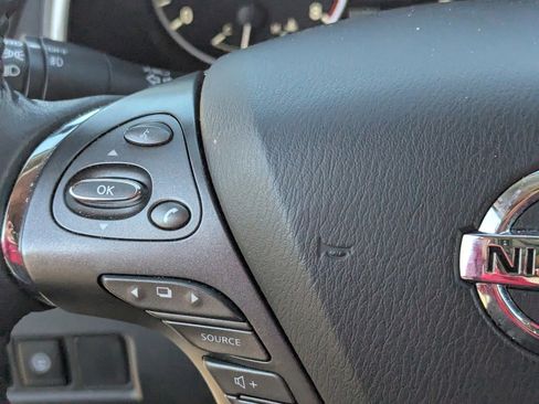 Used 2022 Nissan Murano Platinum w/ Cargo Package image 26