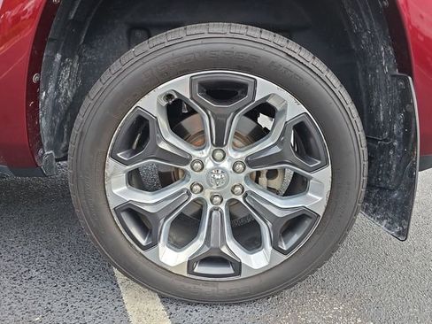 Used 2019 RAM 1500 Limited AWD/4WD image 9