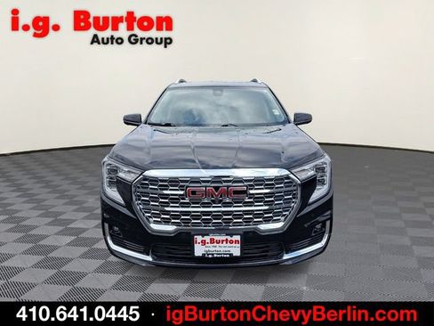 Certified 2023 GMC Terrain Denali w/ Denali Premium Package AWD/4WD image 2