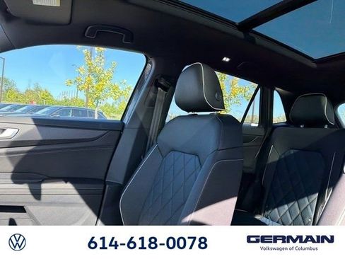 New 2026 Volkswagen Atlas Cross Sport SEL Premium R-Line AWD/4WD image 23