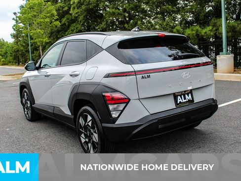 Used 2024 Hyundai Kona SEL FWD image 4
