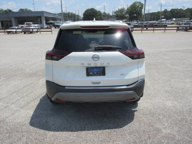 Used 2023 Nissan Rogue SL w/ SL Premium Package FWD image 6