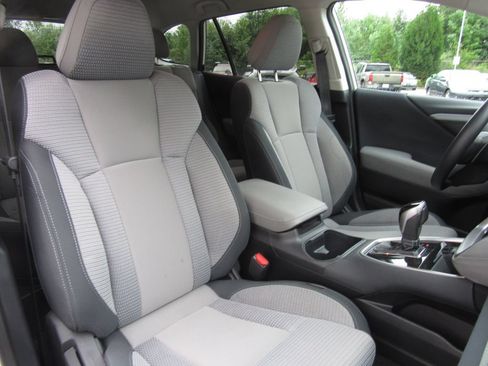 Used 2020 Subaru Outback Premium AWD/4WD image 18