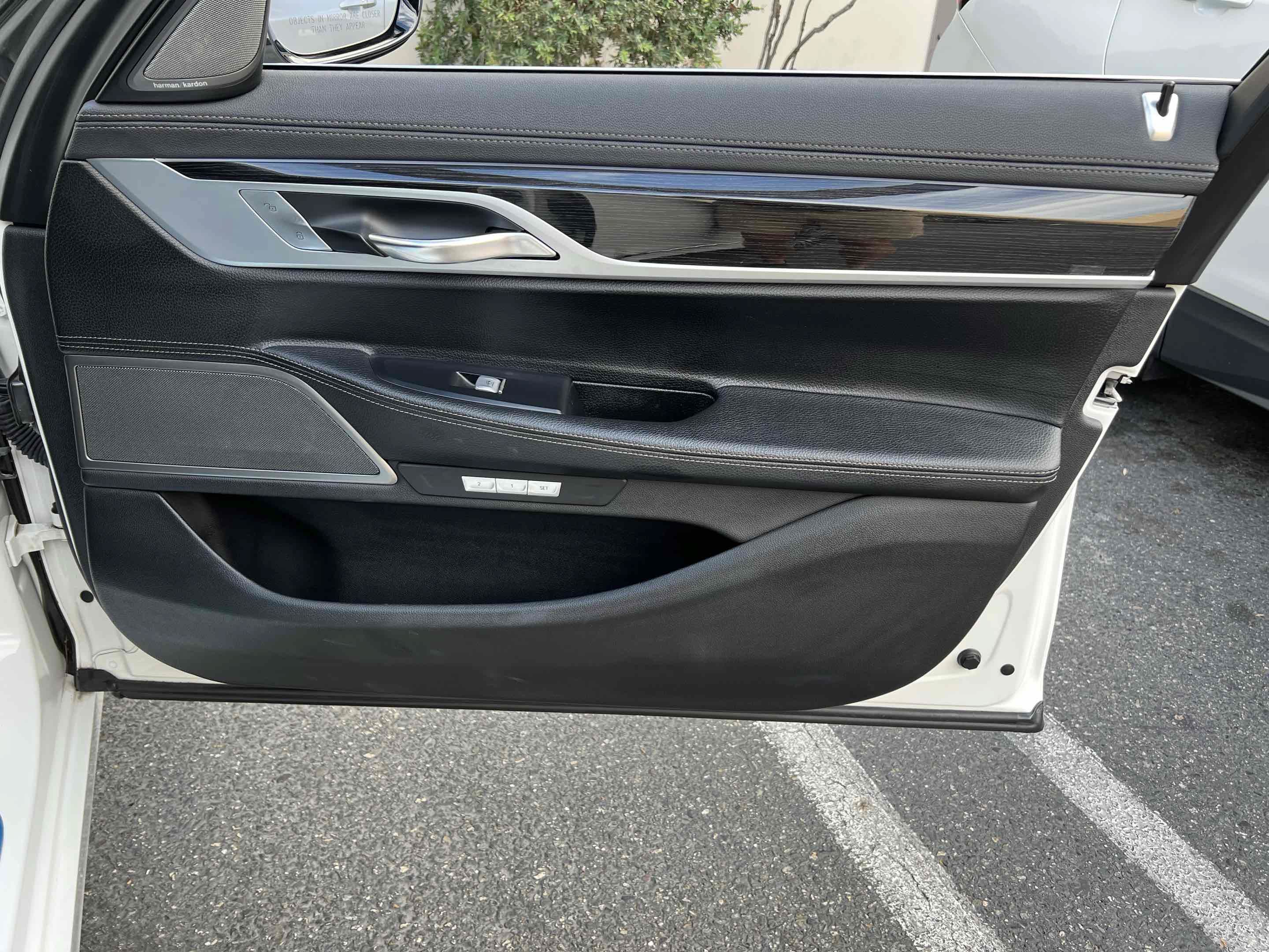 Used 2018 BMW 740e xDrive AWD/4WD image 80