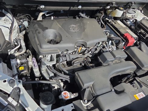 Used 2024 Toyota RAV4 XLE Premium w/ Weather Package FWD image 18