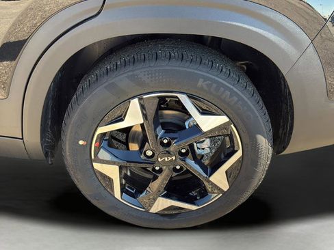 New 2026 Kia Seltos S image 40
