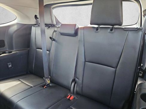 Used 2026 Toyota Highlander XLE AWD/4WD image 19