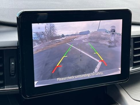 Used 2023 Ford Explorer XLT w/ Equipment Group 202A image 26