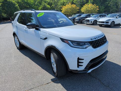 Used 2022 Land Rover Discovery S R-Dynamic AWD/4WD image 2