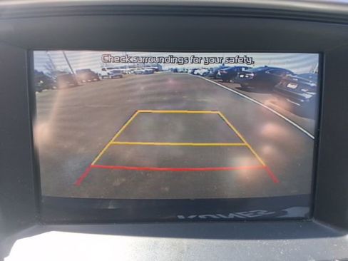 Used 2020 Kia Sorento LX image 24