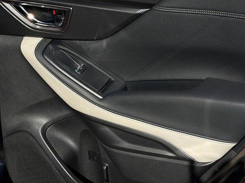 Used 2023 Subaru Forester Limited image 27