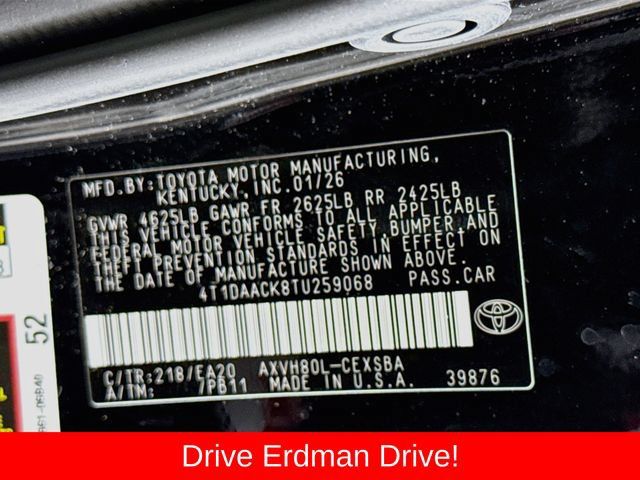 Used 2026 Toyota Camry SE FWD image 32