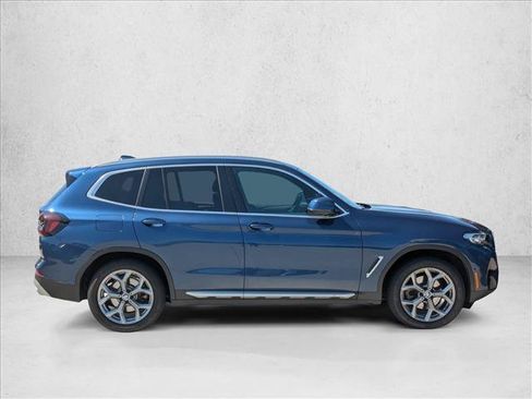 Used 2024 BMW X3 xDrive30i w/ Convenience Package AWD/4WD image 4