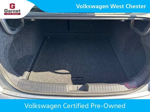 Used 2023 Volkswagen Jetta SE FWD image 14