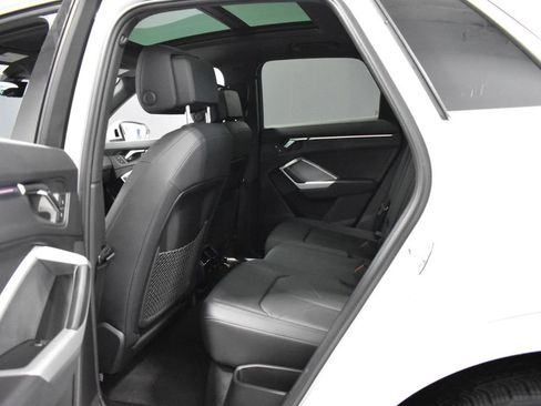 Used 2024 Audi Q3 2.0T Premium Plus w/ Premium Plus Package image 32