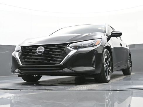 Used 2025 Nissan Sentra SV w/ All-Weather Package image 43