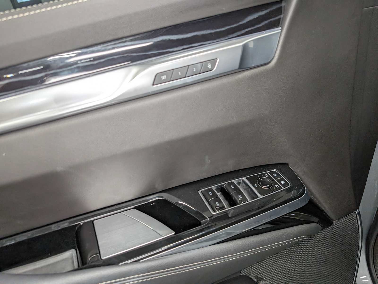 Used 2026 Cadillac Escalade Sport w/ LPO, ONYX Package AWD/4WD image 42