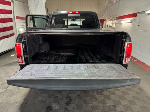 Used 2017 RAM 1500 Laramie w/ Convenience Group AWD/4WD image 11