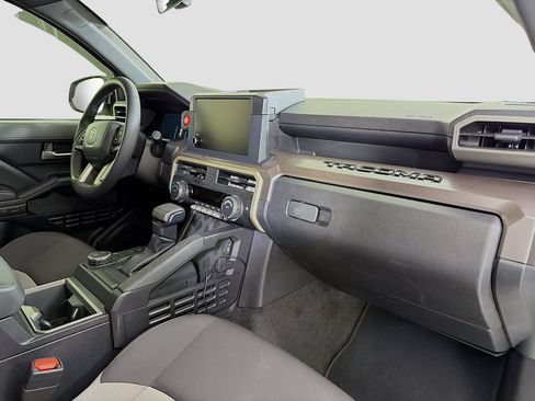 Used 2024 Toyota Tacoma TRD Sport RWD image 28