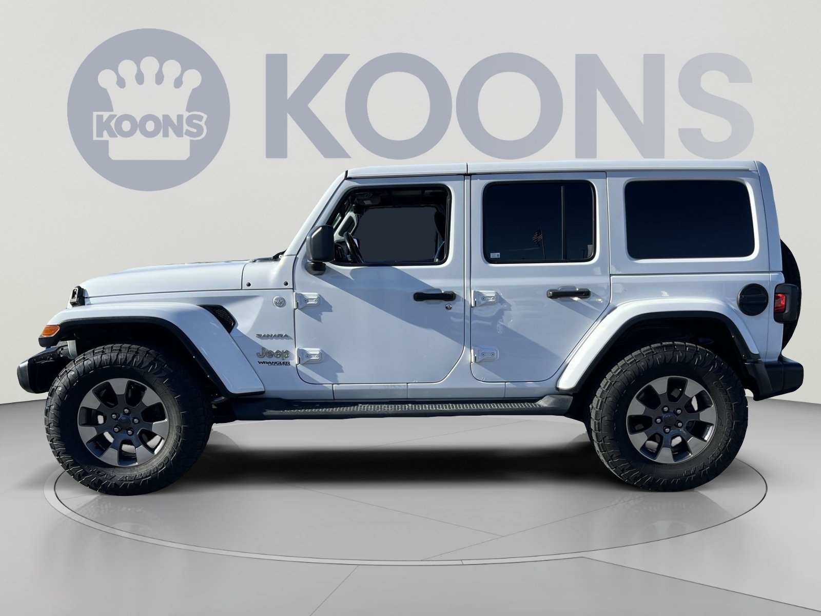 Used 2020 Jeep Wrangler Unlimited Sahara AWD/4WD image 2