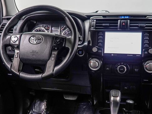 Used 2024 Toyota 4Runner TRD Off-Road AWD/4WD image 17