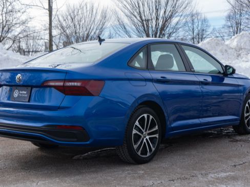 Certified 2024 Volkswagen Jetta Sport image 6