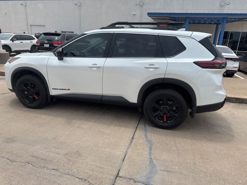 Used 2025 Nissan Rogue SV w/ Rock Creek Premium Package AWD/4WD image 5